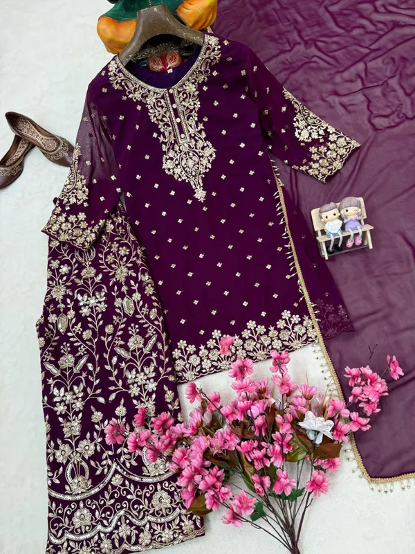 RAS-107_ENHANCE_THE_BEAUTY_OF_YOUR_WARDROBE_WITH_THIS_NEWLY_LAUNCHED_KURTI_,_PALAZZO_&_DUPATTA_SET*