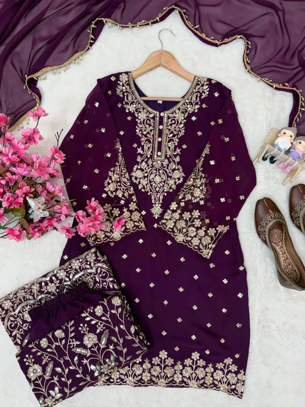 RAS-107_ENHANCE_THE_BEAUTY_OF_YOUR_WARDROBE_WITH_THIS_NEWLY_LAUNCHED_KURTI_,_PALAZZO_&_DUPATTA_SET*