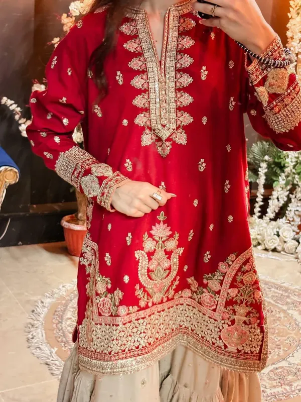 RAS-111_PREMIUM_FC_FAUX_GEORGETTE_EMBROIDERED_KURTI_SHARARA_SET_WITH_DUPATTA
