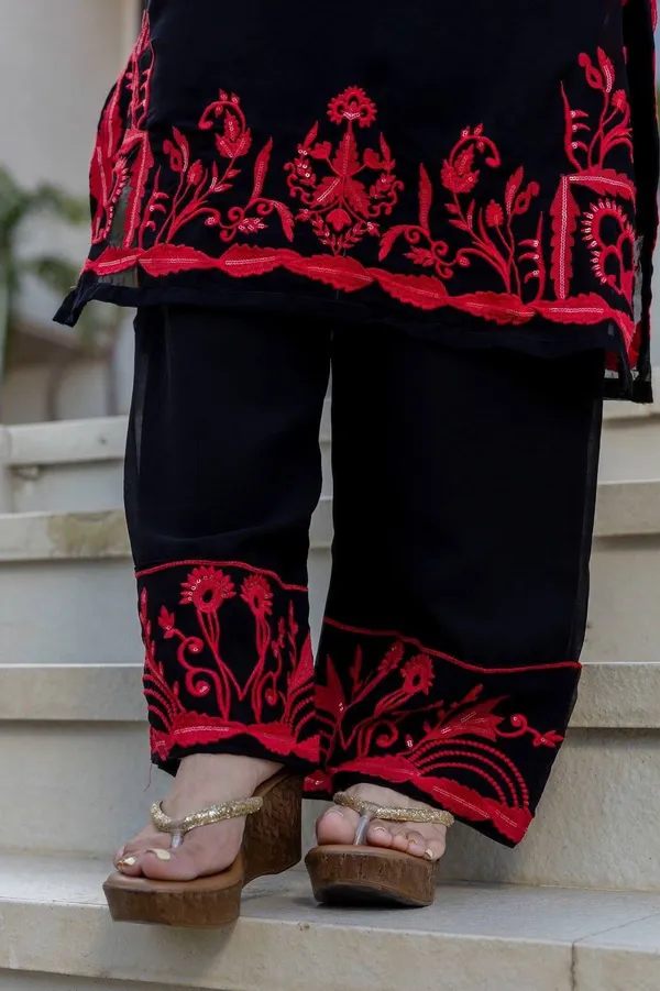 RAS-112_Women_Embroidered_Chinon_Kurta Set