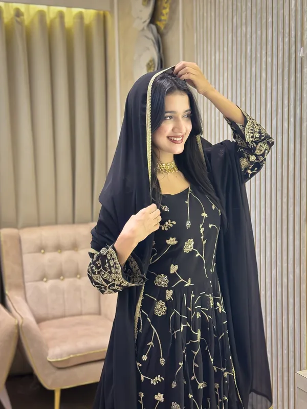RAS-118_LAUNCHING_FESTIVAL_SPECIAL_HEAVY_EMBROIDERY_SEQUENCE_WORK_GOWN_PENT_&_DUPATTA_SET