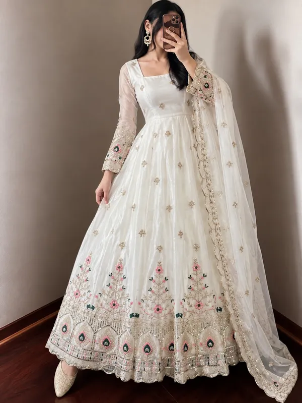 RAS-119_DESIGNER_GOWN_EMBROIDERY_SEQUENCE_WORK_ON_SILK_FABRIC_GOWN_PANT_AND_DUPATTA_SET