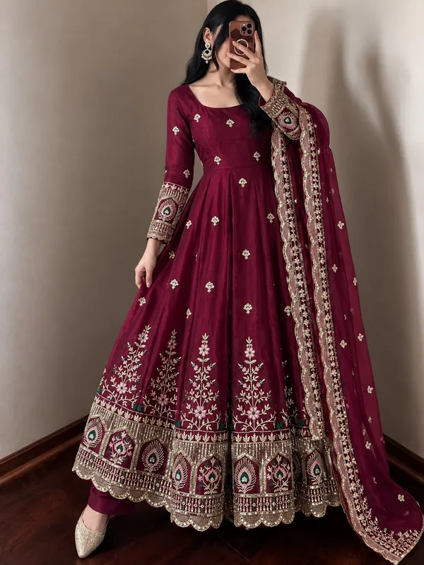 RAS-120_DESIGNER_GOWN_EMBROIDERY_SEQUENCE_WORK_ON_SILK_FABRIC_GOWN_PANT_AND_DUPATTA_SET