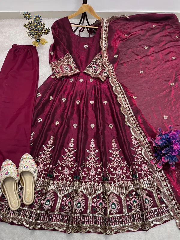 RAS-120_DESIGNER_GOWN_EMBROIDERY_SEQUENCE_WORK_ON_SILK_FABRIC_GOWN_PANT_AND_DUPATTA_SET