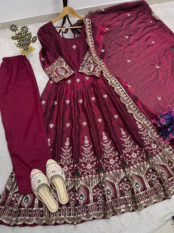 RAS-120_DESIGNER_GOWN_EMBROIDERY_SEQUENCE_WORK_ON_SILK_FABRIC_GOWN_PANT_AND_DUPATTA_SET