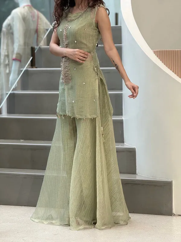 RAS-22💐INSTAGRAM_🅾️_MOST_VIRAL_OUTFITSS_LAUNCHED_SHRUG_,_BLOUSE_&_PLAZZO_SET💐