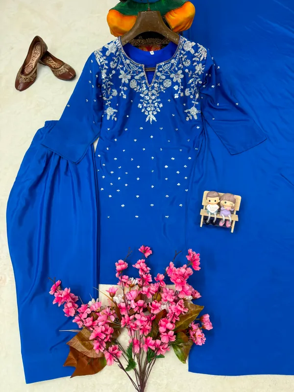 RAS-23_Beautiful_Kurta,_Palazzo_&_Dupatta_set