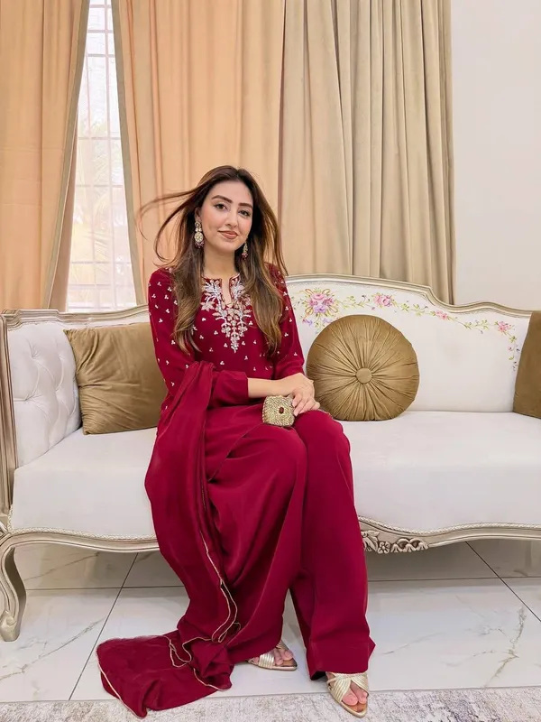 RAS-25_Beautiful_Kurta,_Palazzo_&_Dupatta_set