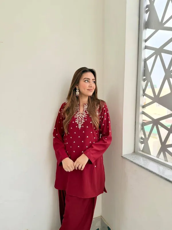 RAS-25_Beautiful_Kurta,_Palazzo_&_Dupatta_set