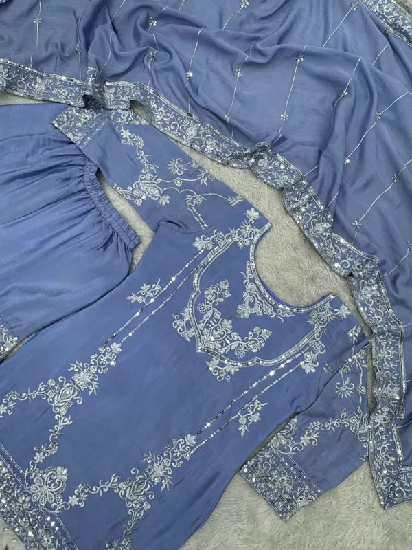 RAS-40_LAUNCHING_NEW_TRANDING_COLLECTION_3_PIECE_FANCY_KURTI_WITH_SHARARA_AND_BEAUTIFUL_DUPATTA*_🧶