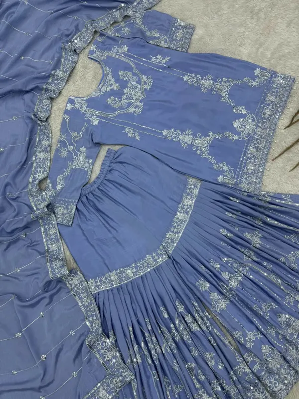 RAS-40_LAUNCHING_NEW_TRANDING_COLLECTION_3_PIECE_FANCY_KURTI_WITH_SHARARA_AND_BEAUTIFUL_DUPATTA*_🧶