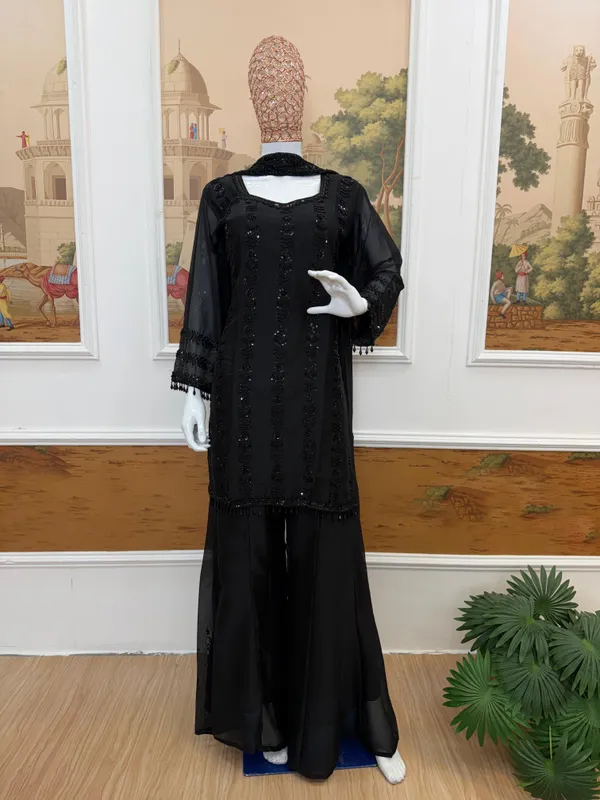 RAS-41_NEW_LAUNCHING_3_PIECES_KURTI,_PLAZZO_&_DUPATTA_WITH_ORIGINAL_BEADS_CUT_DANA_WORK