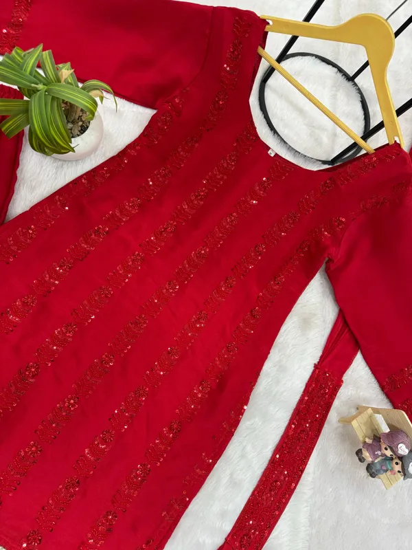RAS-42_NEW_LAUNCHING_3_PIECES_KURTI,_PLAZZO_&_DUPATTA_WITH_ORIGINAL_BEADS_CUT_DANA_WORK
