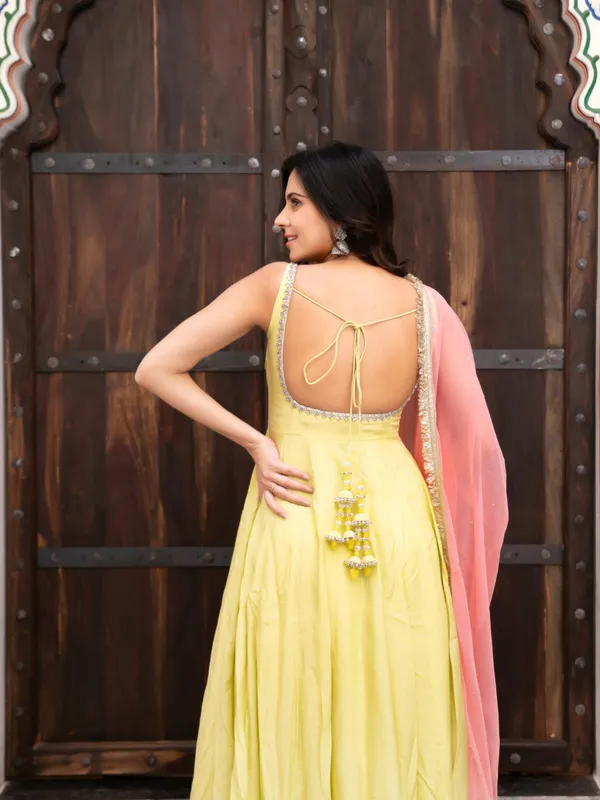 RAS-48_Beautiful_Anarkali_Suit_Set_with_Silver_Lace_In_Front_and_back_Neckline,Water_Gold_Lace_In_Dupatta_Border_that_get_you_a_simple_and_elegant_look