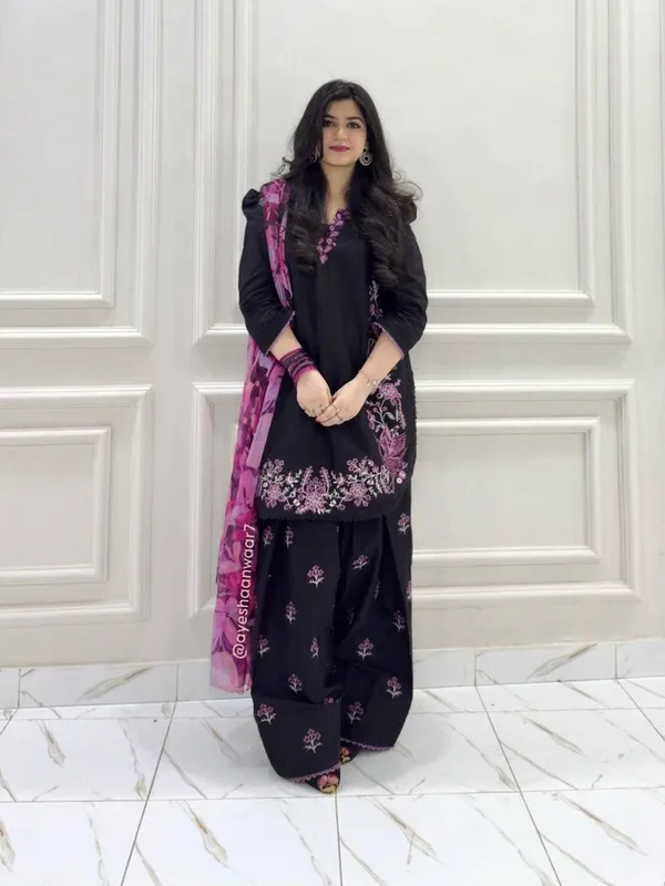 RAS-63_LAUNCHED_KURTI_&_FARSHI_PLAZZO_SET