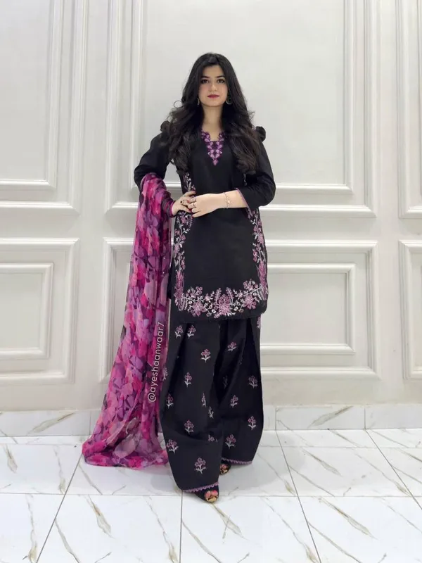 RAS-63_LAUNCHED_KURTI_&_FARSHI_PLAZZO_SET