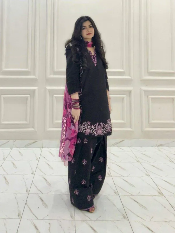 RAS-63_LAUNCHED_KURTI_&_FARSHI_PLAZZO_SET