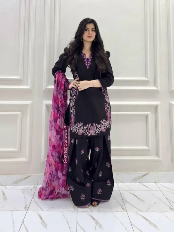 RAS-63_LAUNCHED_KURTI_&_FARSHI_PLAZZO_SET