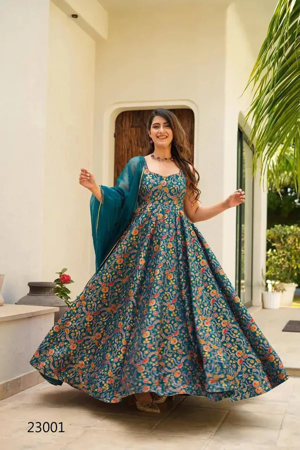 RAS-8_Heavy_Silk_With_Digital_Printed_Work_Fully_INNER_Attached_Heavy_Crape_Gown_with_Dupatta