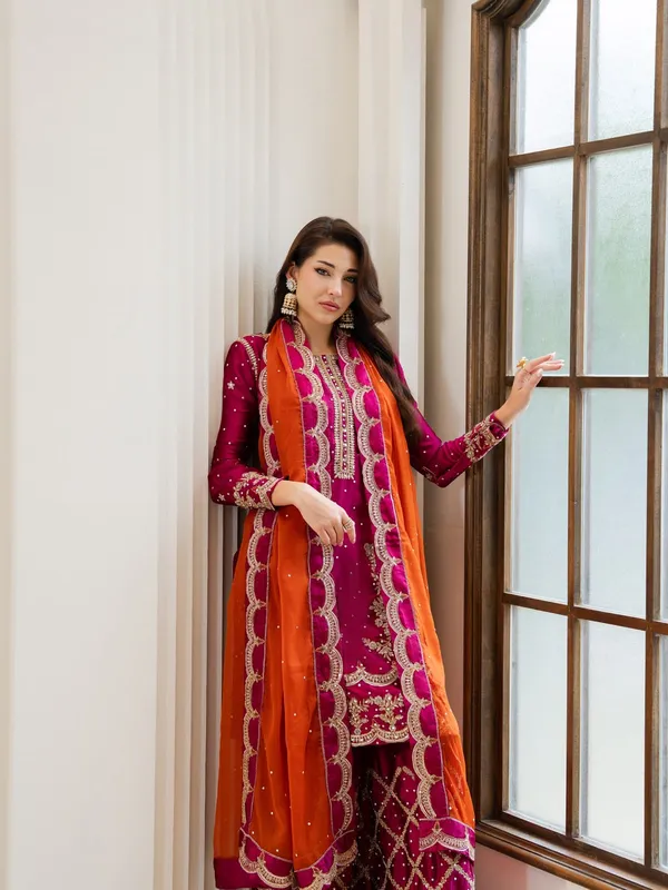 AR-1422__NEWLY_LAUNCHED_KURTI_,_PLAZZO_&_DUPATTA_SET