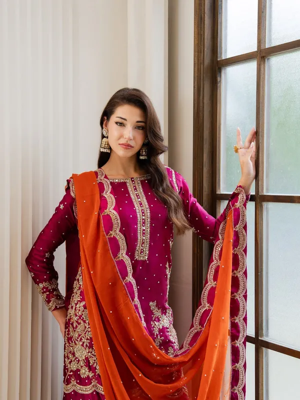 AR-1422__NEWLY_LAUNCHED_KURTI_,_PLAZZO_&_DUPATTA_SET