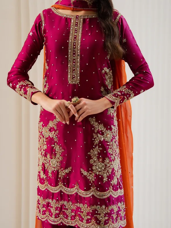 AR-1422__NEWLY_LAUNCHED_KURTI_,_PLAZZO_&_DUPATTA_SET