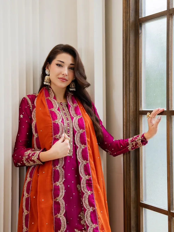 AR-1422__NEWLY_LAUNCHED_KURTI_,_PLAZZO_&_DUPATTA_SET