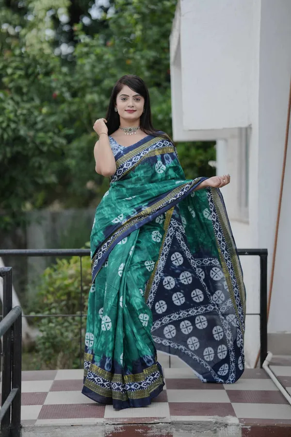 JBC_Elegant_Cotton_Stripe_Saree