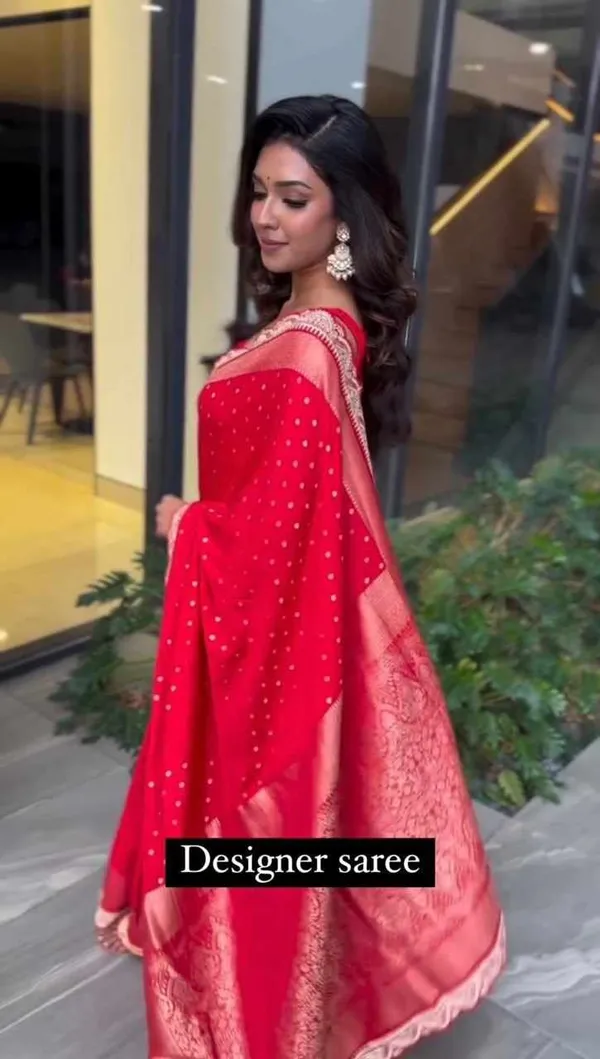 KD_565_Beautiful_Designer_Saree