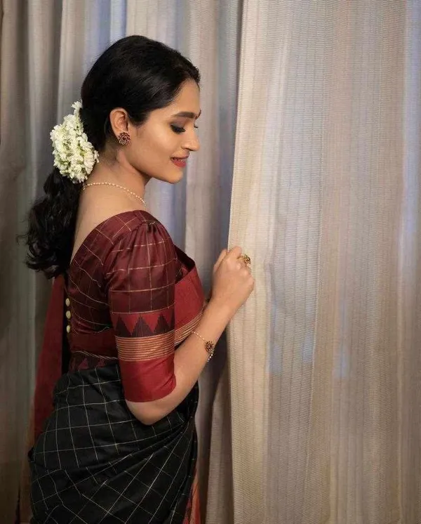 KP_5077_BLACK_SOFT_LICHI_SILK_SAREE