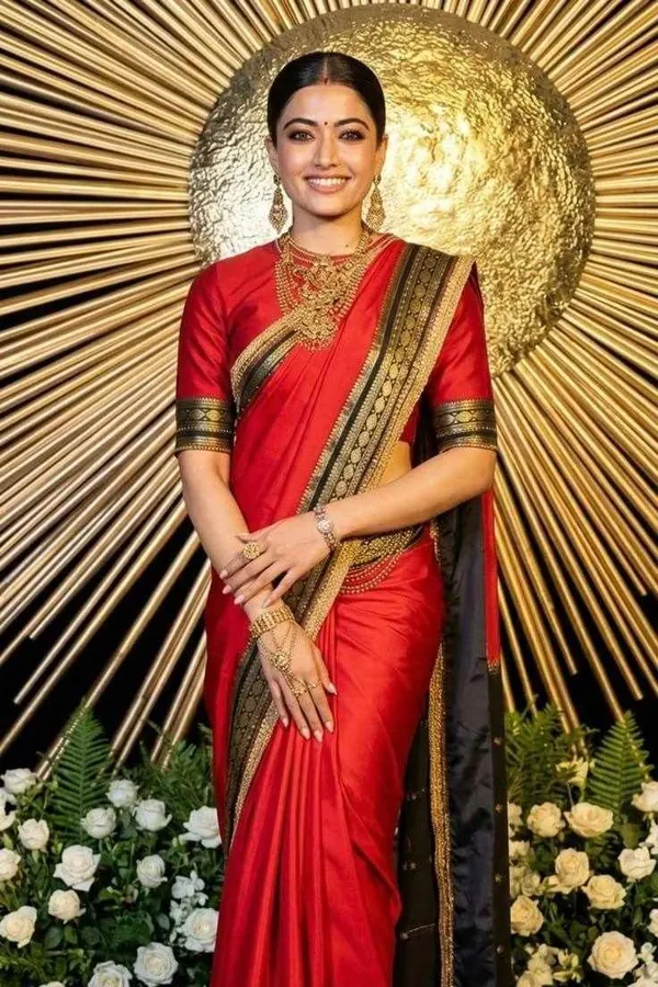 KP_6087_New_Red_and_Black_Comination_Saree