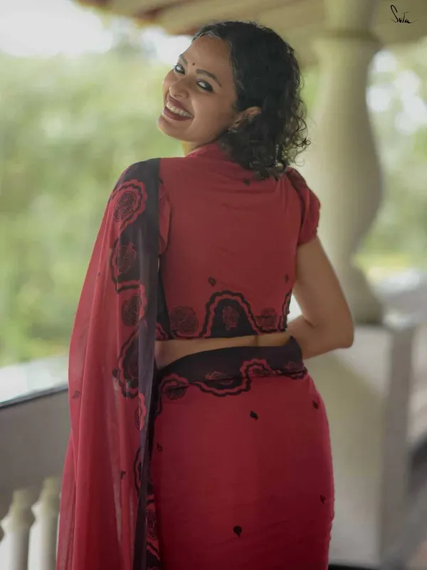 KP-W_351_New_Classic_Digital_Printed_Red_Saree
