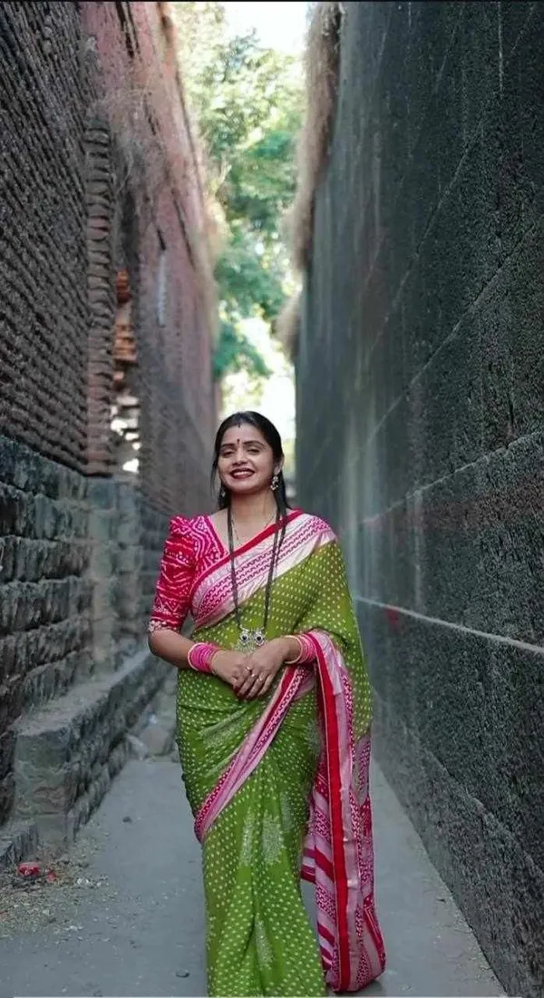 KPW_369_Beautiful_Blooming_Colour_Printed_Saree