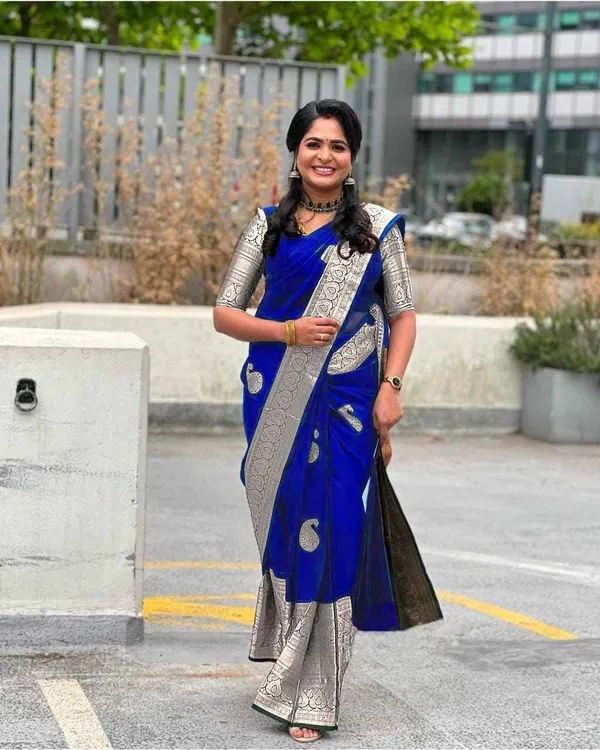 MF_2030_NEW_BEAUTIFUL_JACQUARD_WORK_ON_ROYAL_BLUE_SAREE