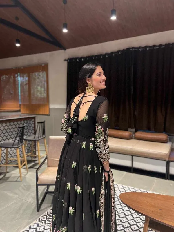 MF_374_PARTY_WEAR_LOOK_DRESS