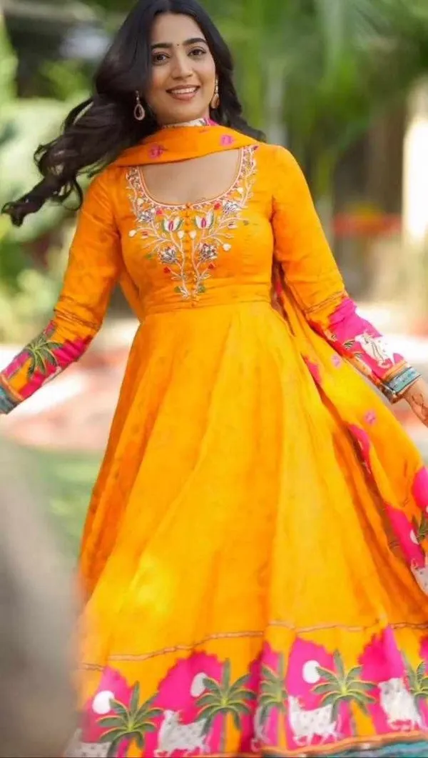 Pc_483_Kalamkari_Print_Gown
