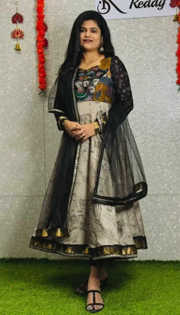 PC_489_Kalamkari_Gown