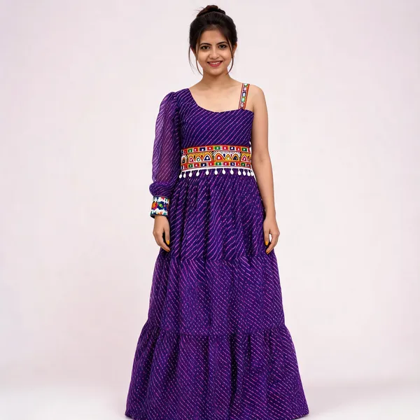PC_N03_Motedo_Print_Gown