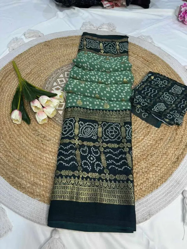 PIYU_P1004_Patola_Style_Green_Saree