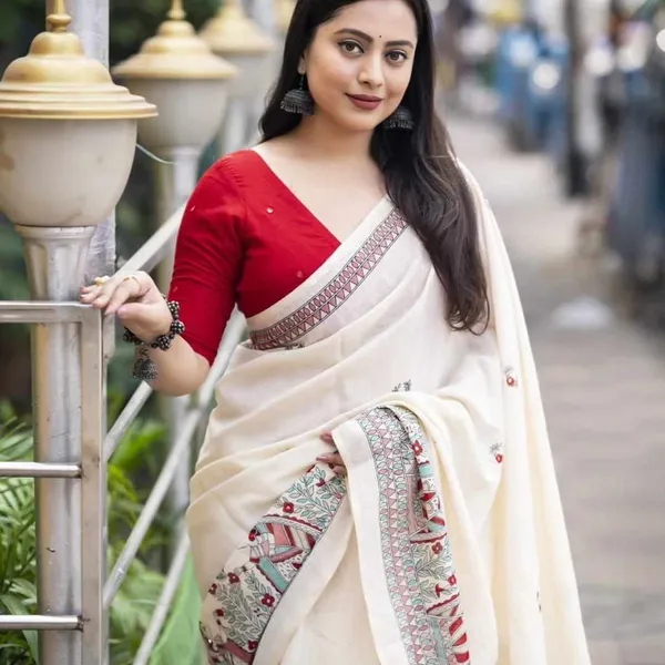 PIYU_P1024_Queen_Design_Saree
