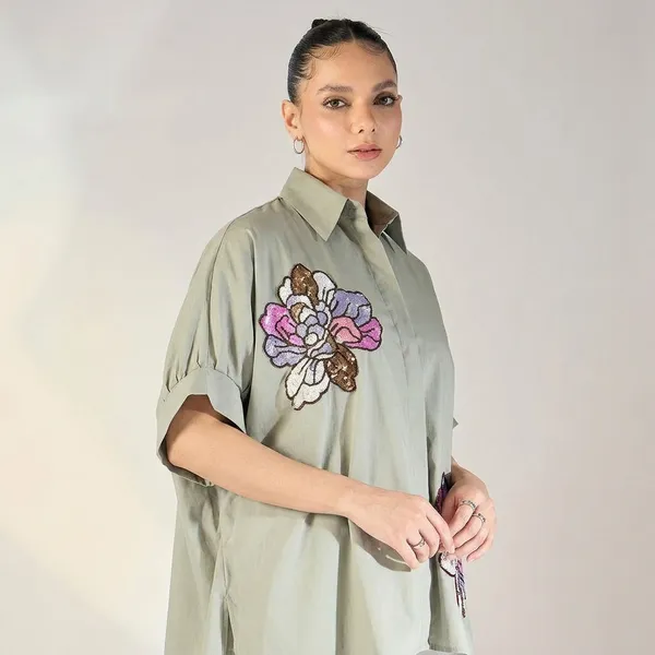 Antifit_Embellished_Cotton_Shirt
