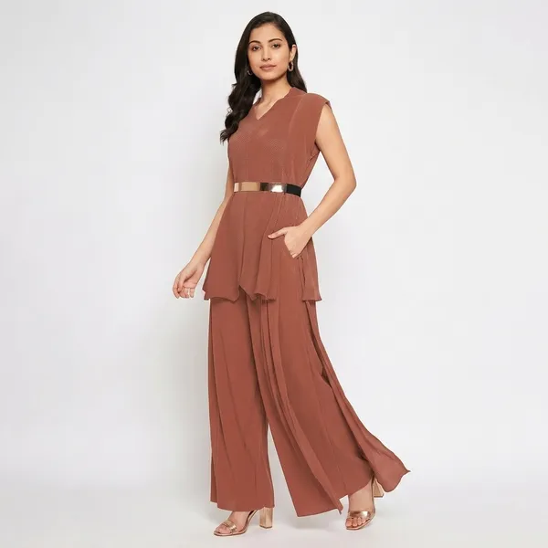 Pleated_Pants_With_A_Front_Drape