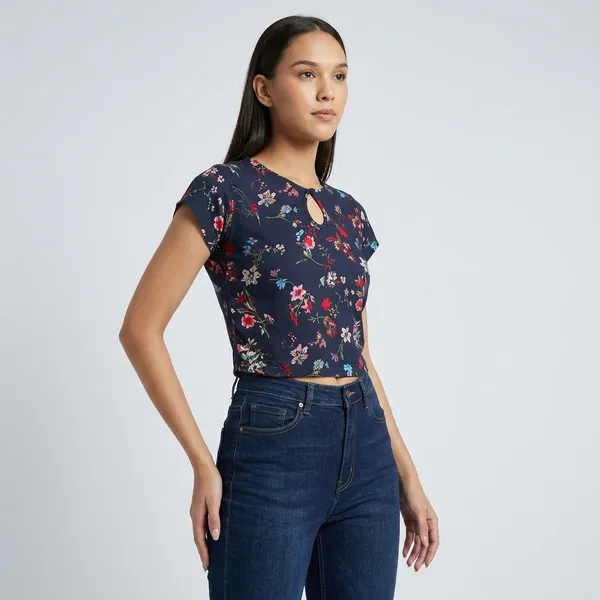 Solid_Cotton_Stretchable_Crop_Top