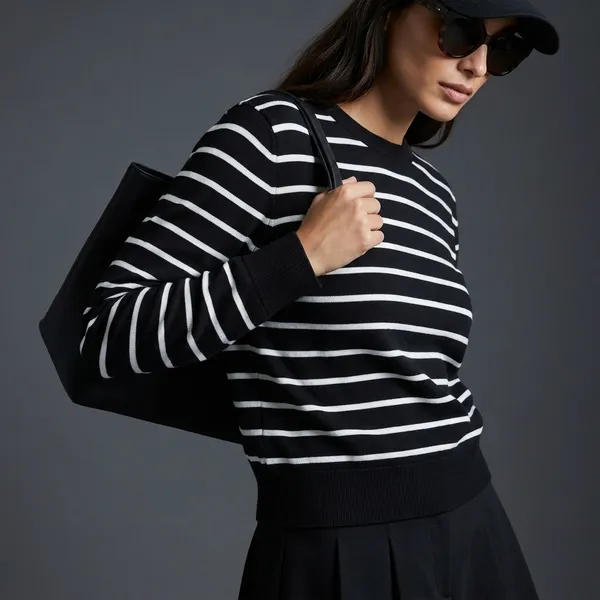 The_Alia_Auntie_Sweatshirt