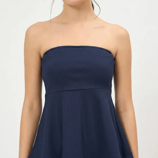 Ribbed_Bandeau_Peplum_Top