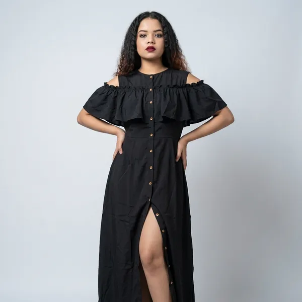 Ruffled_Buttoned_Cold_Shoulder_Maxi_Dress