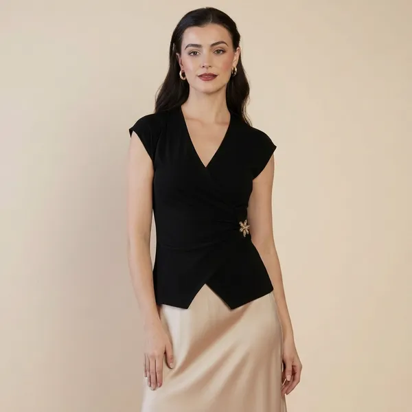 Stretchable_Gold_Accent_Wrap_Top