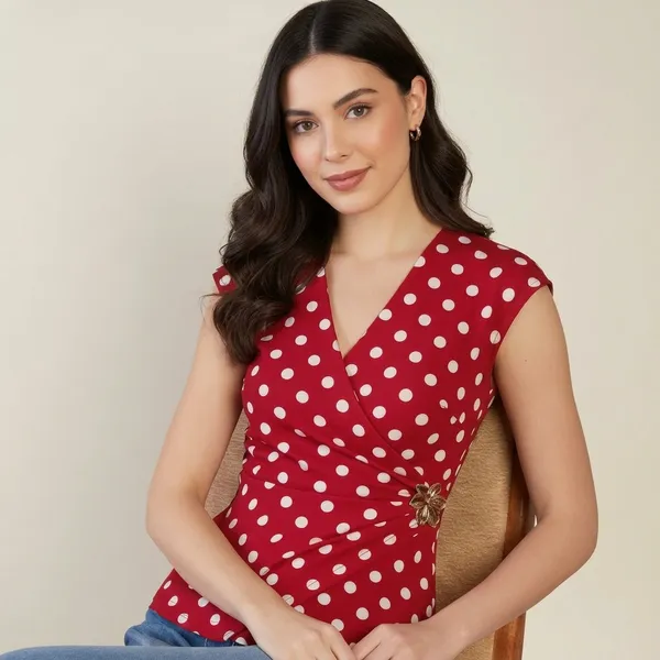 Stretchable_Gold_Accent_Wrap_Top