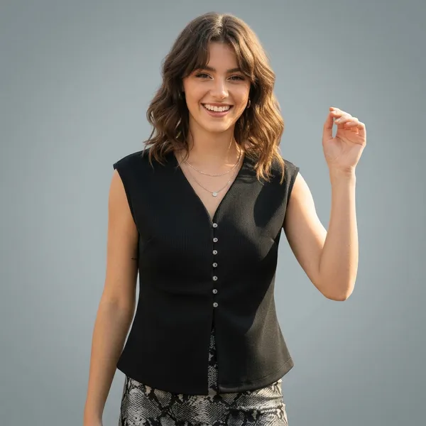 Stretchable_Ribbed_V-Neck_Waistcoat