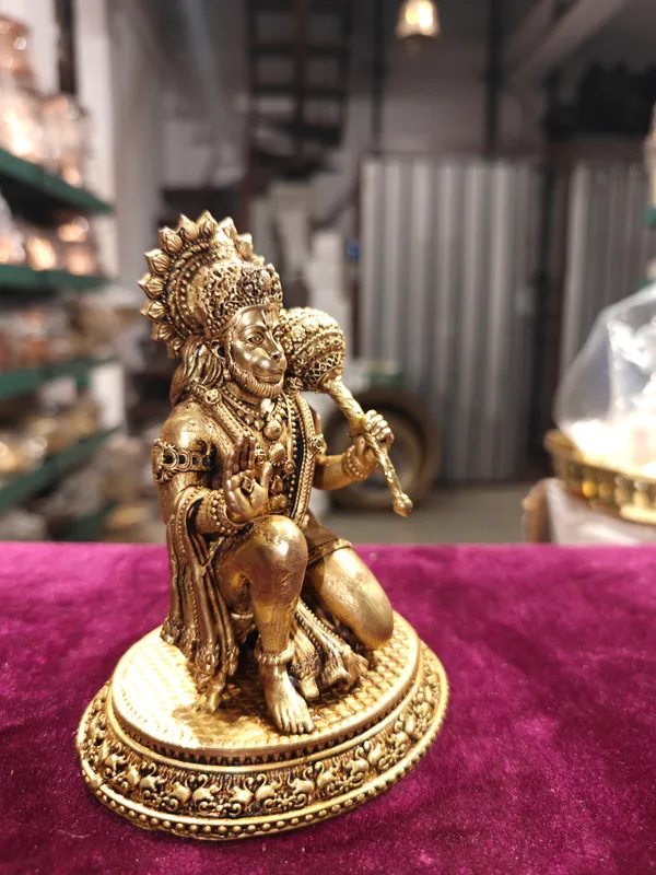 Pure_Brass_Hanuman_Idol_With_Ornate_Base